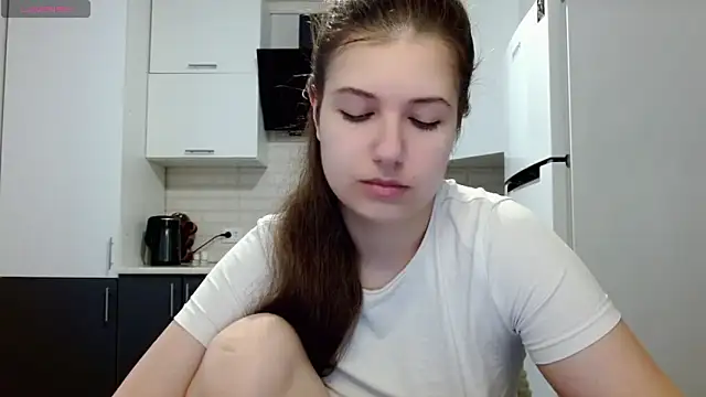 Snapshot of SayMeow_ chatting on 06/22/26, 05:59 SayMeow online show from 06/22/26, 05:59