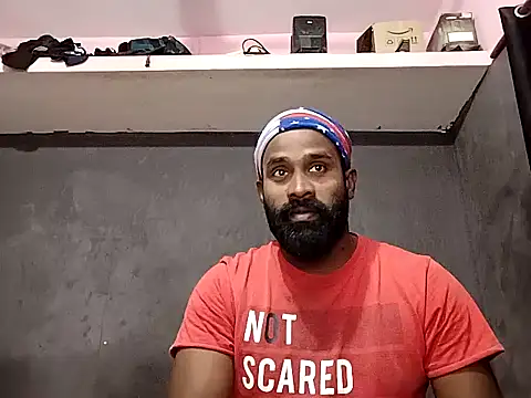 Snapshot of indian2 chatting on 11/13/25, 12:42 indian2 online show from 11/13/25, 12:42