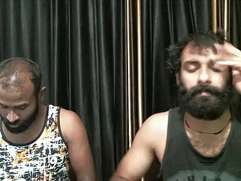 Snapshot of indian2 chatting on 03/11/25, 01:12 indian2 online show from 03/11/25, 01:12