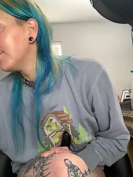 MissCumberdale online show from 01/17/26, 07:50