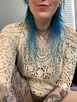 MissCumberdale online show from 01/10/26, 06:14