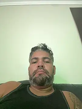 Snapshot of adgato chatting on 04/14/26, 10:15 adgato online show from 04/14/26, 10:15