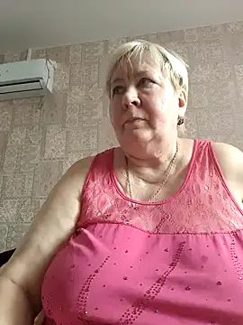 Snapshot of EffectFiona chatting on 02/20/25, 05:12 EffectFiona online show from 02/20/25, 05:12