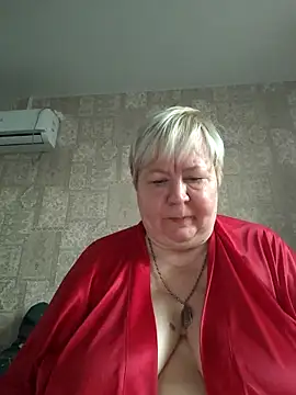 EffectFiona online show from 10/25/25, 02:33