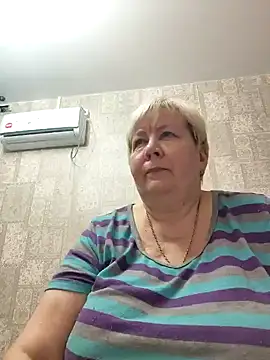 Snapshot of EffectFiona chatting on 03/02/25, 03:08 EffectFiona online show from 03/02/25, 03:08