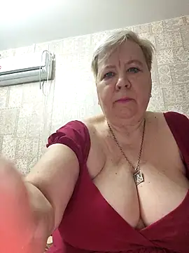 Snapshot of EffectFiona chatting on 02/01/26, 10:52 EffectFiona online show from 02/01/26, 10:52