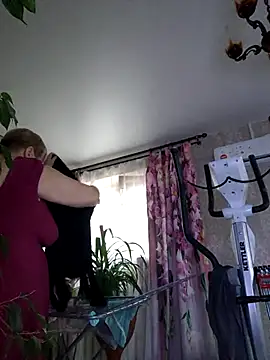 EffectFiona online show from 11/25/25, 04:35