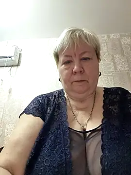 Snapshot of EffectFiona chatting on 01/05/26, 11:52 EffectFiona online show from 01/05/26, 11:52