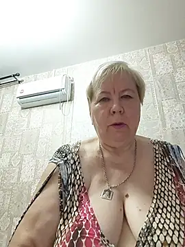 EffectFiona online show from 07/11/26, 10:54