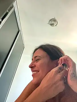 Gipoltergeist online show from 12/21/25, 01:24