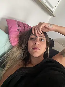 Gipoltergeist online show from 09/25/25, 03:29