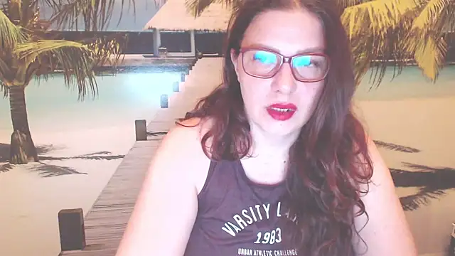 Queen  Natasha online show from 05/28/26, 09:21