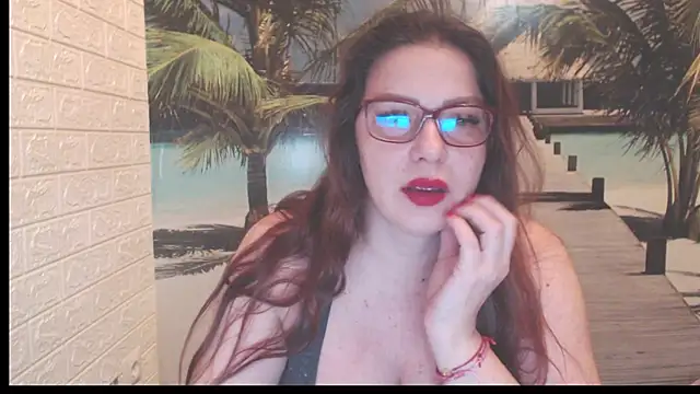 Queen  Natasha online show from 12/16/25, 10:03