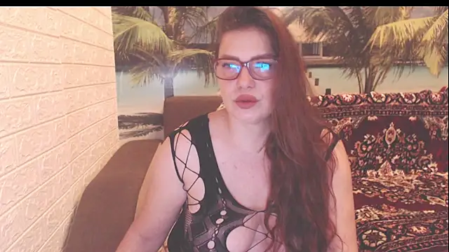 Queen  Natasha online show from 10/26/25, 08:31