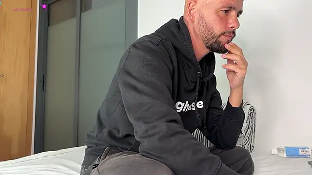 tim beard online show from 04/10/26, 09:11