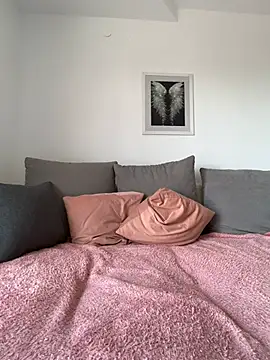 MaviePearl online show from 04/13/26, 07:45