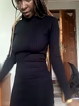 Snapshot of Prettybecs chatting on 10/18/25, 05:09 Prettybecs online show from 10/18/25, 05:09