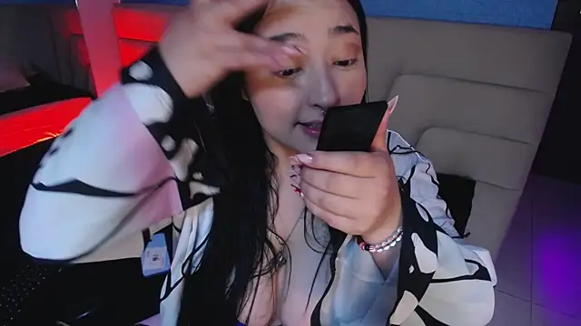 Miss Loise online show from 10/14/25, 04:13