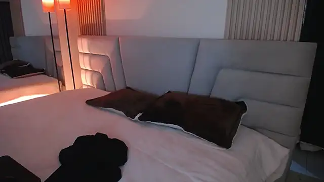 Miss Loise online show from 02/09/26, 03:59