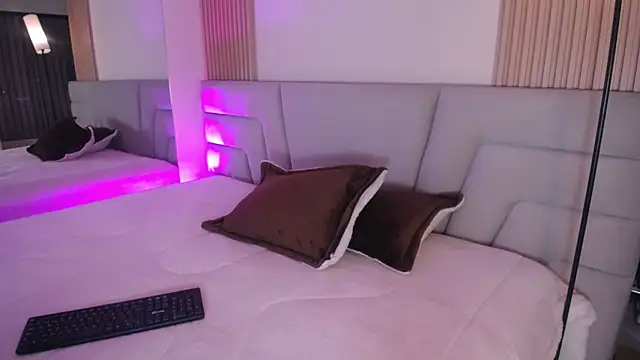 Miss Loise online show from 01/12/26, 03:46