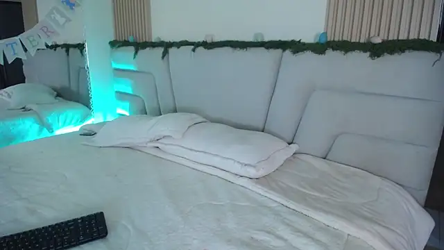 Miss Loise online show from 03/31/26, 04:03