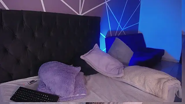 Miss Loise online show from 03/12/25, 07:04