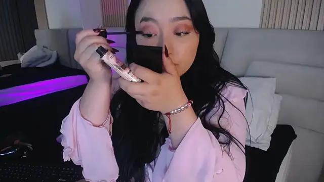 Miss Loise online show from 11/10/25, 03:44