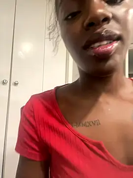 Snapshot of wishwashhy22 chatting on 10/05/25, 06:42 wishwashhy22 online show from 10/05/25, 06:42