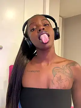 Snapshot of wishwashhy22 chatting on 09/28/25, 05:47 wishwashhy22 online show from 09/28/25, 05:47