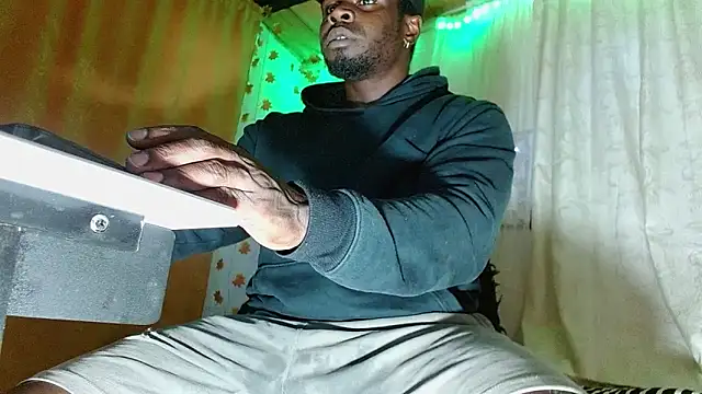 angel bonbom online show from 02/14/26, 09:59