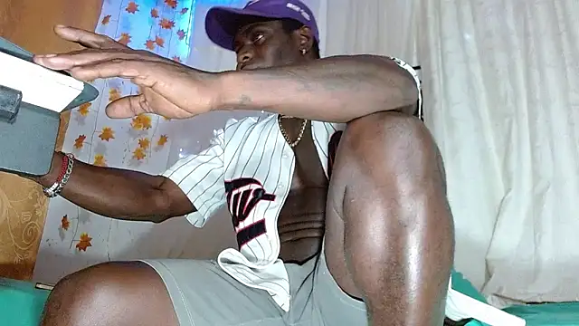 angel bonbom online show from 02/04/26, 04:29