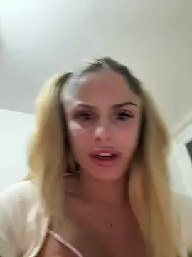 BritneyDimond online show from 12/22/24, 02:27