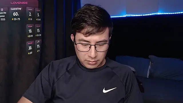 andrewmhilton  online show from 03/08/26, 07:33