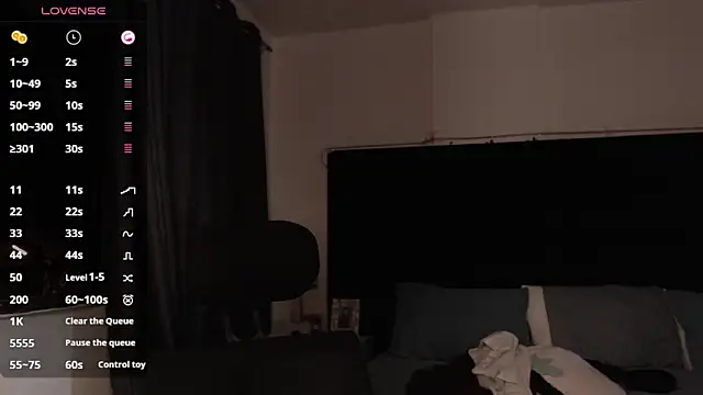 andrewmhilton  online show from 10/27/25, 05:52