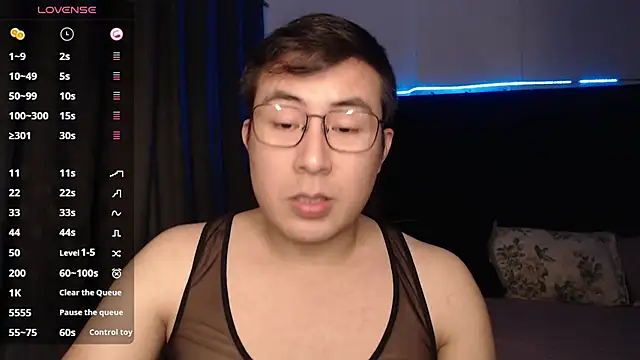 andrewmhilton  online show from 11/21/25, 05:50