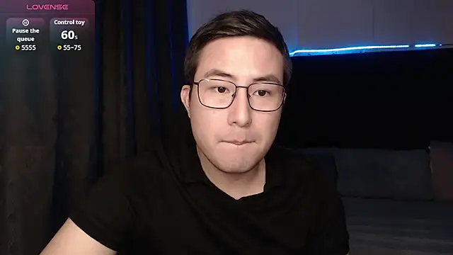 andrewmhilton  online show from 11/28/25, 06:24