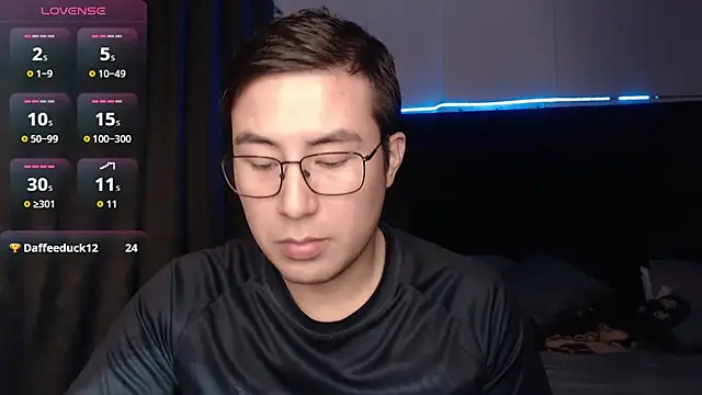 andrewmhilton  online show from 11/29/25, 05:29