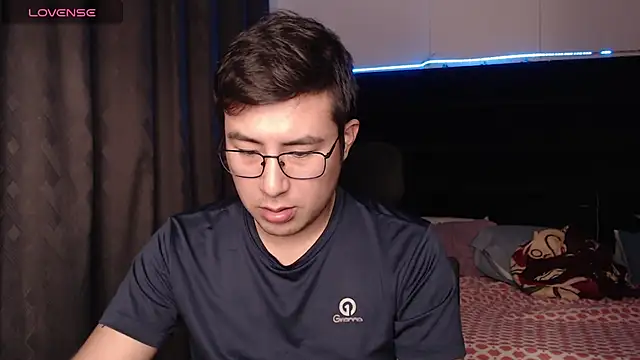 andrewmhilton  online show from 01/17/26, 07:12