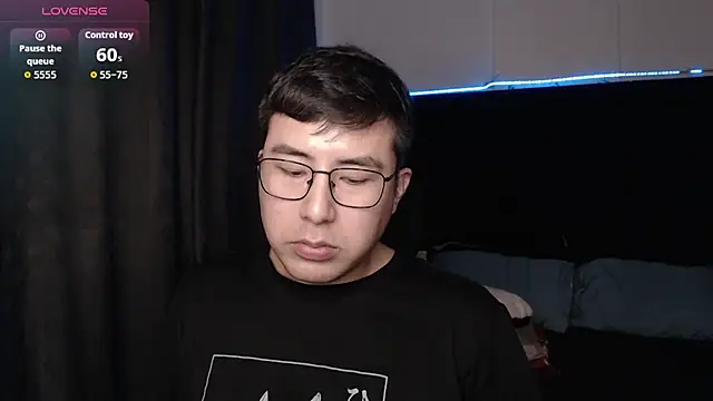 andrewmhilton  online show from 02/06/26, 05:47