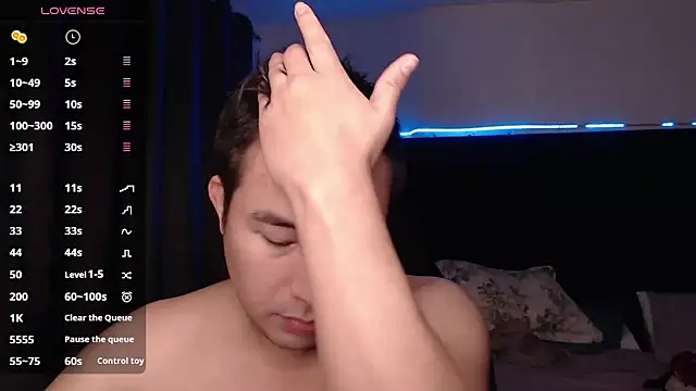 andrewmhilton  online show from 11/15/25, 06:17