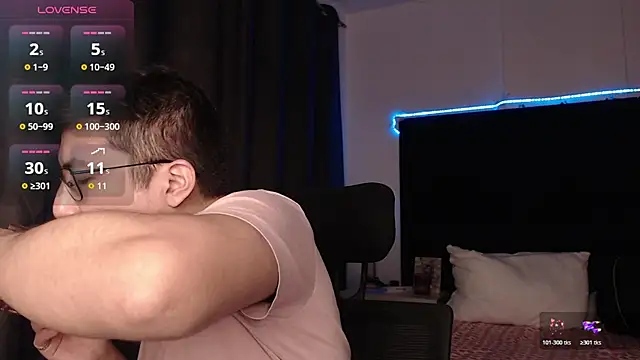 andrewmhilton  online show from 02/13/26, 06:24