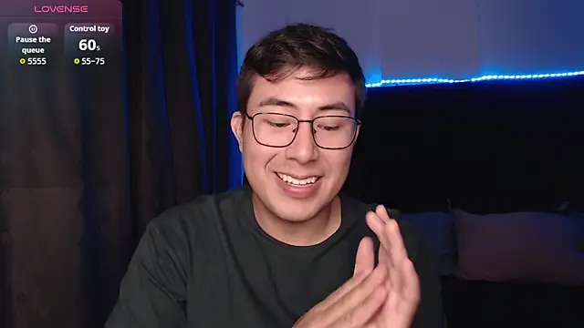 andrewmhilton  online show from 04/12/26, 05:00