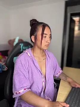  Tammyy online show from 02/25/26, 05:35