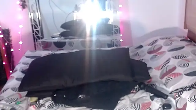 Kenya Agu online show from 01/16/25, 01:27