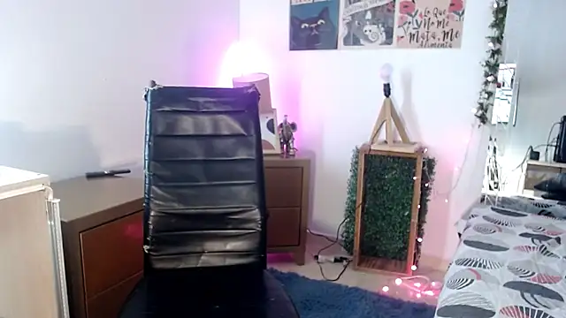 Kenya Agu online show from 01/12/25, 12:49