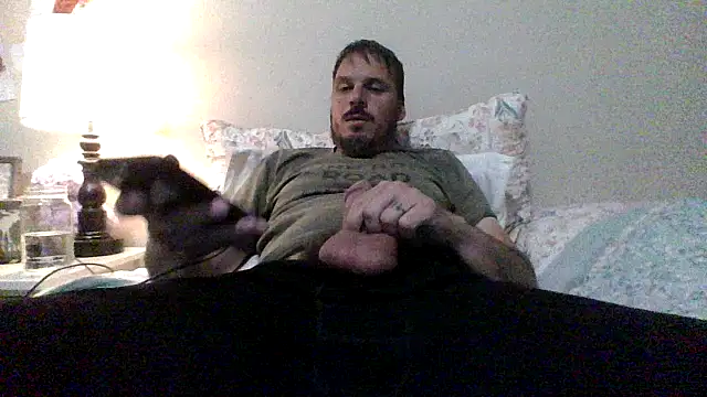 Snapshot of doubledoubletake chatting on 10/13/25, 01:40 doubledoubletake online show from 10/13/25, 01:40