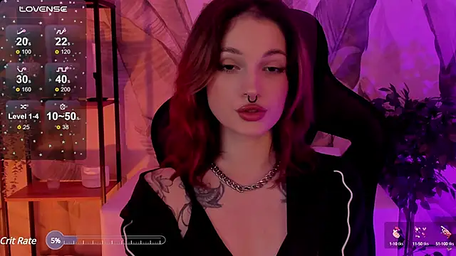 Snapshot of BratzieDarsie chatting on 02/01/25, 11:42 BratzieDarsie online show from 02/01/25, 11:42