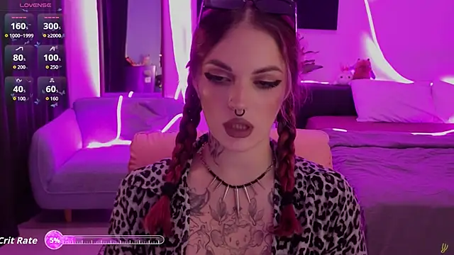 BratzieDarsie online show from 05/25/26, 01:21