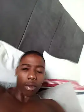 BLACK BOTTOM03 online show from 03/04/26, 09:17