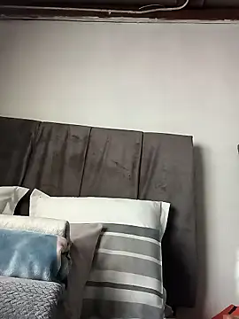 BLACK BOTTOM03 online show from 01/14/26, 05:00